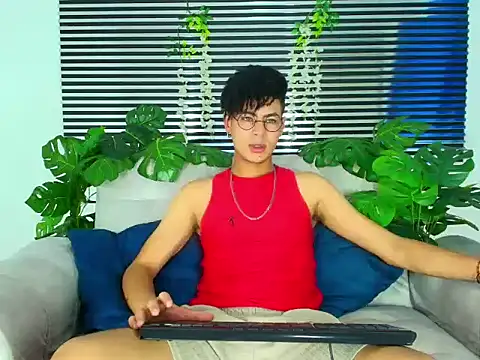 Snapshot of ThiiagoSaeenz chatting on 1, 3, 2026 ThiiagoSaeenz online show from 1, 3, 2026