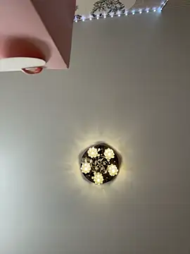 Snapshot of MiaTee chatting on 3, 2, 2026 MiaTee online show from 3, 2, 2026