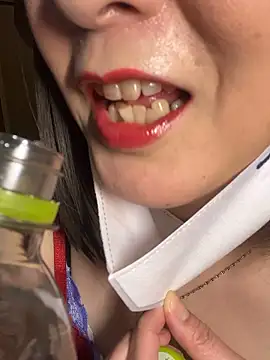 Mitsuco surflady online show from 5, 4, 2026