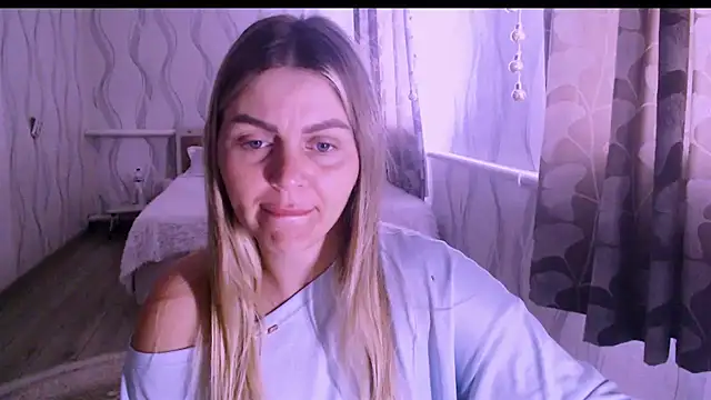 Snapshot of MagicKatarina_ chatting on 8, 7, 2026 MagicKatarina online show from 8, 7, 2026