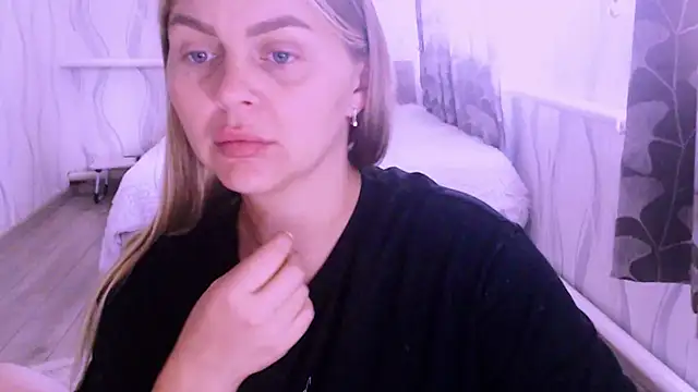 Snapshot of MagicKatarina_ chatting on 13, 7, 2026 MagicKatarina online show from 13, 7, 2026