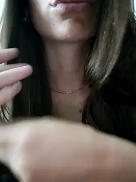 Snapshot of sukinira chatting on 10, 2, 2026 sukinira online show from 10, 2, 2026