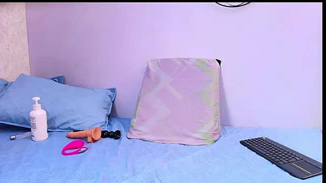 Snapshot of melany_roberts_ chatting on 10, 2, 2026 melany roberts online show from 10, 2, 2026