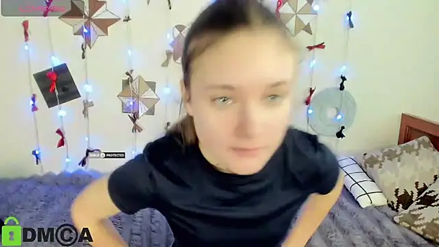 Snapshot of Elina_X chatting on 13, 6, 2026 Elina X online show from 13, 6, 2026