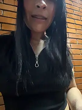 Snapshot of cristal__violetaa chatting on 13, 2, 2026 cristal violetaa online show from 13, 2, 2026