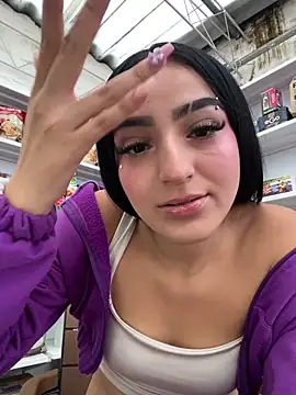 Snapshot of Valery_pink18 chatting on 11, 2, 2026 Valery pink18 online show from 11, 2, 2026