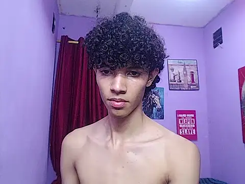 Snapshot of bigcock_twinks chatting on 24, 2, 2026 bigcock twinks online show from 24, 2, 2026