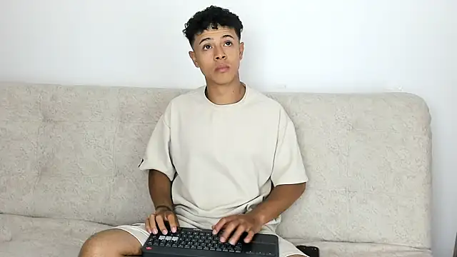 Snapshot of _Alex_Colton chatting on 19, 2, 2026 Alex Colton online show from 19, 2, 2026