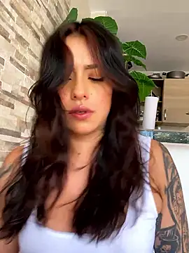 Snapshot of foxxy_lover chatting on 20, 2, 2026 foxxy lover online show from 20, 2, 2026