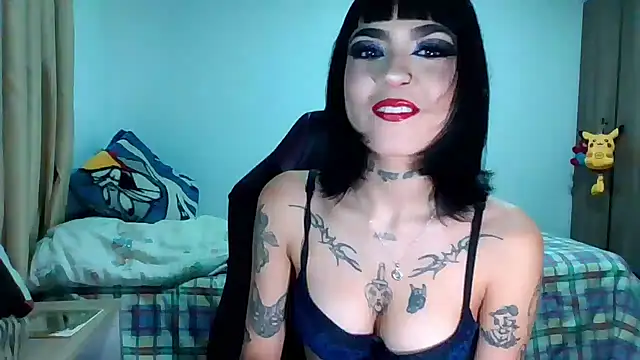 Snapshot of lilith_dior chatting on 11, 7, 2026 lilith dior online show from 11, 7, 2026