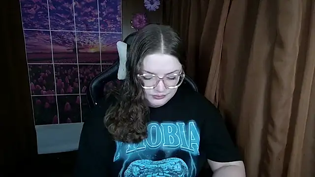 Snapshot of Teasing_Dora chatting on 9, 6, 2026 Teasing Dora online show from 9, 6, 2026