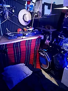 AllucyLu online show from 2, 3, 2026