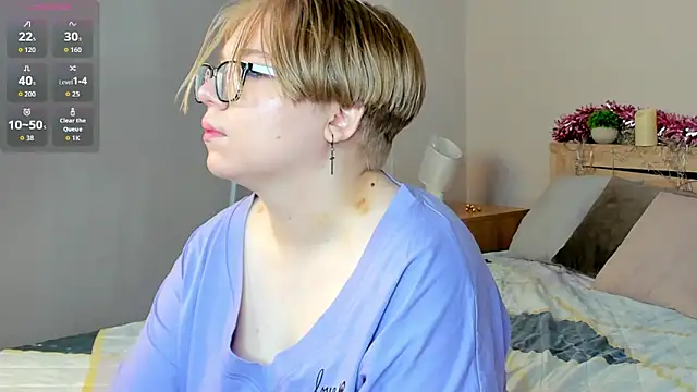 Snapshot of Lauraaa_Smith chatting on 18, 2, 2026 Lauraaa Smith online show from 18, 2, 2026