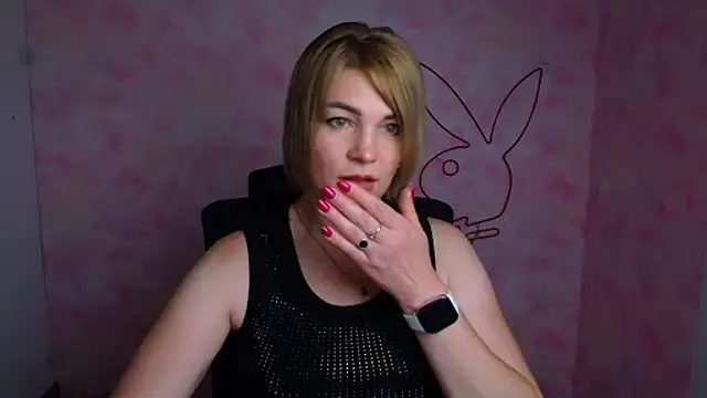 Snapshot of CuttieEmma chatting on 29, 6, 2026 CuttieEmma online show from 29, 6, 2026