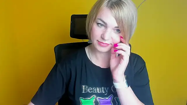 Snapshot of CuttieEmma chatting on 1, 7, 2026 CuttieEmma online show from 1, 7, 2026