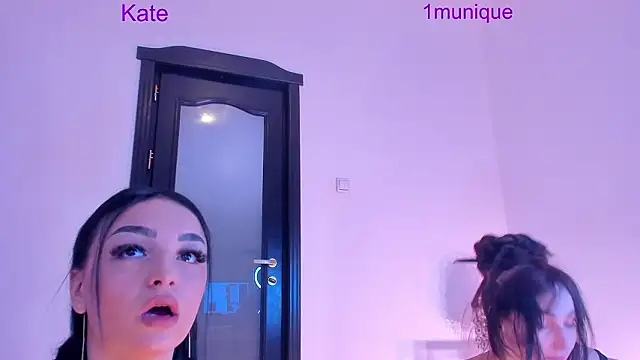 Peanaughty online show from 5, 2, 2026