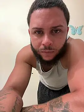 Snapshot of Tu_PaPi_Favorito chatting on 10, 7, 2026 Tu PaPi Favorito online show from 10, 7, 2026