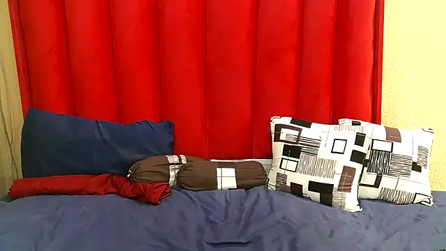 Snapshot of Lavendaxxx chatting on 16, 4, 2026 Lavendaxxx online show from 16, 4, 2026
