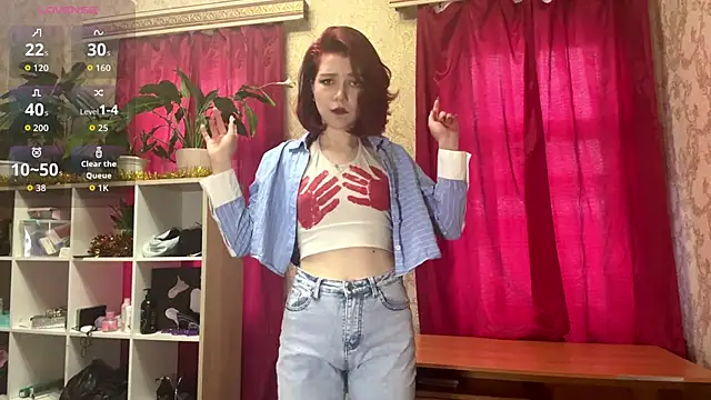 LaurynGeisinger online show from 22, 2, 2026