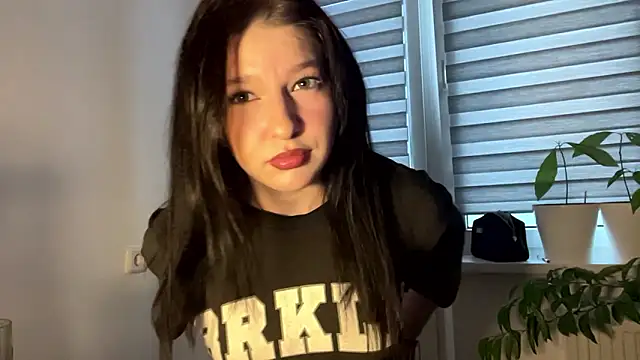 Snapshot of Sarahsolara chatting on 17, 2, 2026 Sarahsolara online show from 17, 2, 2026