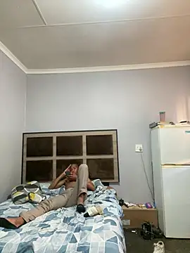 MfanayaSpantu09767 online show from 11, 3, 2026