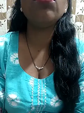 Snapshot of Parul-009 chatting on 1, 2, 2026 Parul-009 online show from 1, 2, 2026