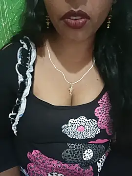 Snapshot of Parul-009 chatting on 15, 7, 2026 Parul-009 online show from 15, 7, 2026