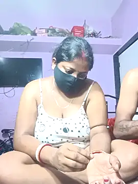 Snapshot of Fetish-Couple2 chatting on 19, 3, 2026 Fetish-Couple2 online show from 19, 3, 2026