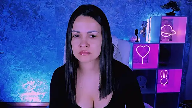 Snapshot of karolina_robinson chatting on 3, 3, 2026 karolina robinson online show from 3, 3, 2026