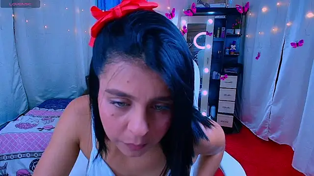 DanielaLati online show from 14, 4, 2026