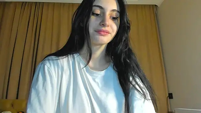 Lesyalisss online show from 31, 5, 2026