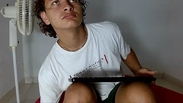 arielnoir6958 online show from 28, 3, 2026