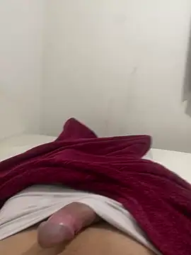 Snapshot of Henryzer7 chatting on 14, 2, 2026 Henryzer7 online show from 14, 2, 2026