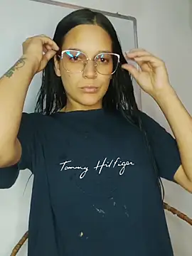 Perla and Maikol online show from 2, 2, 2026