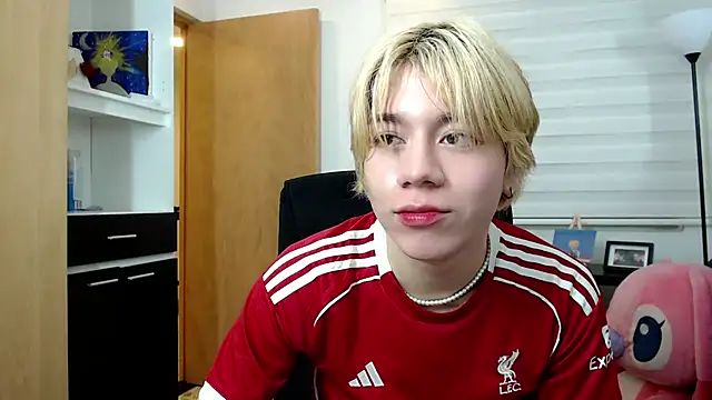 Snapshot of duvisex19 chatting on 7, 7, 2026 duvisex19 online show from 7, 7, 2026