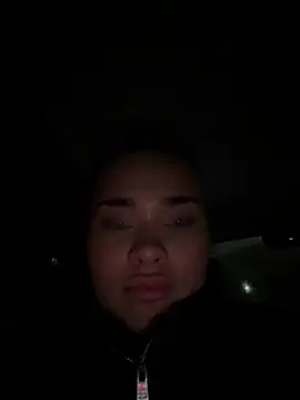 MonicaWestt online show from 5, 4, 2026