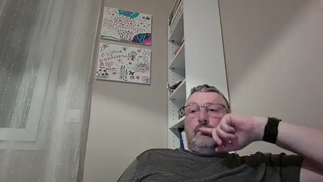 Snapshot of doudou310 chatting on 8, 3, 2026 doudou310 online show from 8, 3, 2026