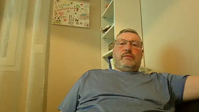 Snapshot of doudou310 chatting on 19, 3, 2026 doudou310 online show from 19, 3, 2026