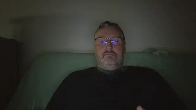 Snapshot of doudou310 chatting on 5, 4, 2026 doudou310 online show from 5, 4, 2026