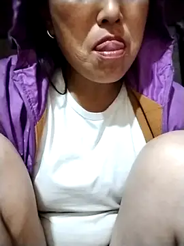 Snapshot of Tina-beo chatting on 1, 5, 2026 Tina-beo online show from 1, 5, 2026