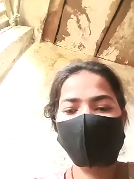 Sunali Bendre online show from 25, 2, 2026