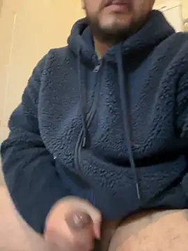 latinocalientehot online show from 19, 3, 2026