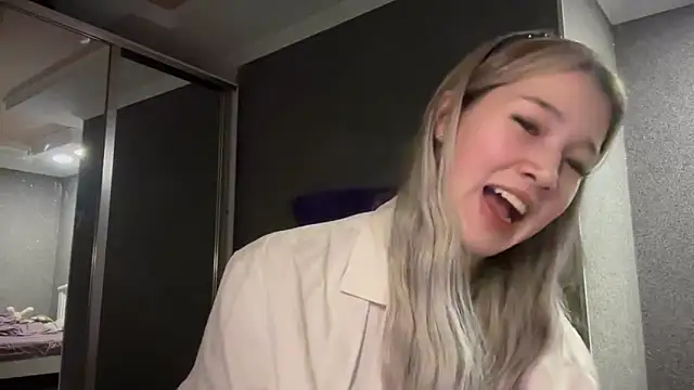 lilXdomiii online show from 7, 2, 2026