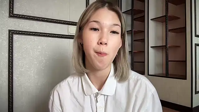 lilXdomiii online show from 13, 4, 2026