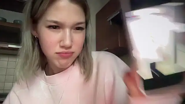 lilXdomiii online show from 16, 4, 2026