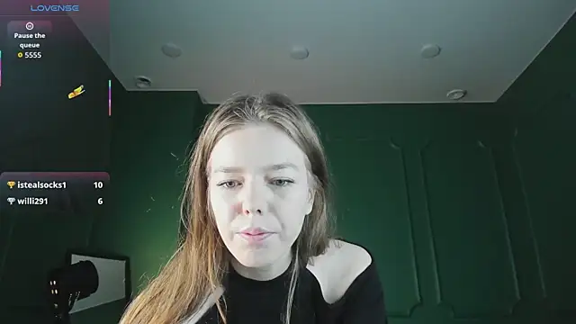  Tina Tayllor  online show from 8, 3, 2026