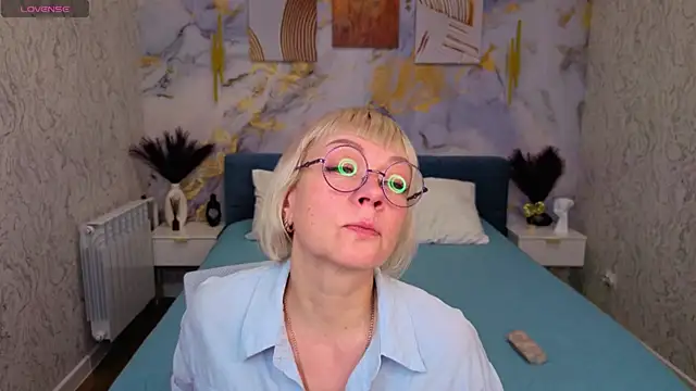 Ann Annise online show from 19, 3, 2026