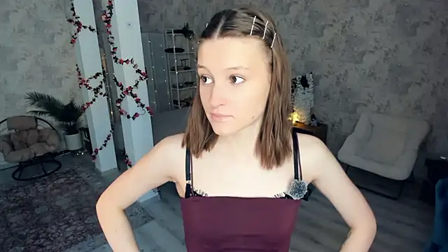 Snapshot of LianneBynon chatting on 18, 2, 2026 LianneBynon online show from 18, 2, 2026