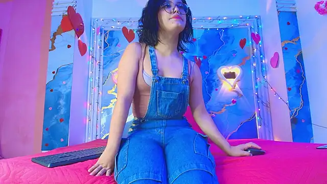 Snapshot of Eleanor_rigby5 chatting on 28, 2, 2026 Eleanor rigby5 online show from 28, 2, 2026