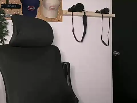 Snapshot of SamDornan51 chatting on 5, 2, 2026 SamDornan51 online show from 5, 2, 2026